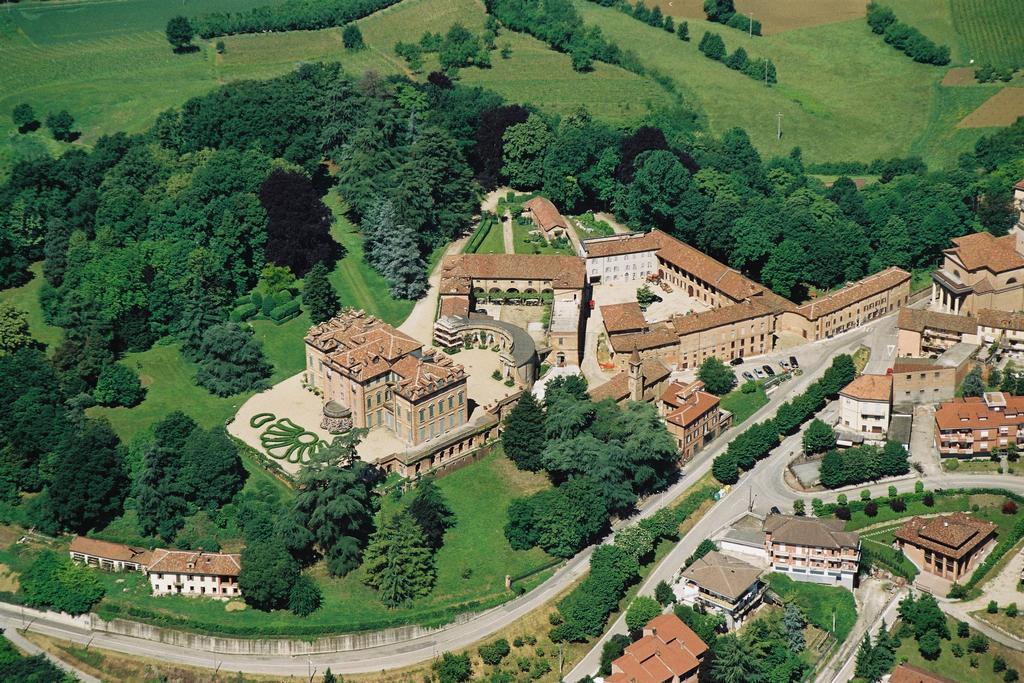 Marchesi Alfieri Bed and breakfast